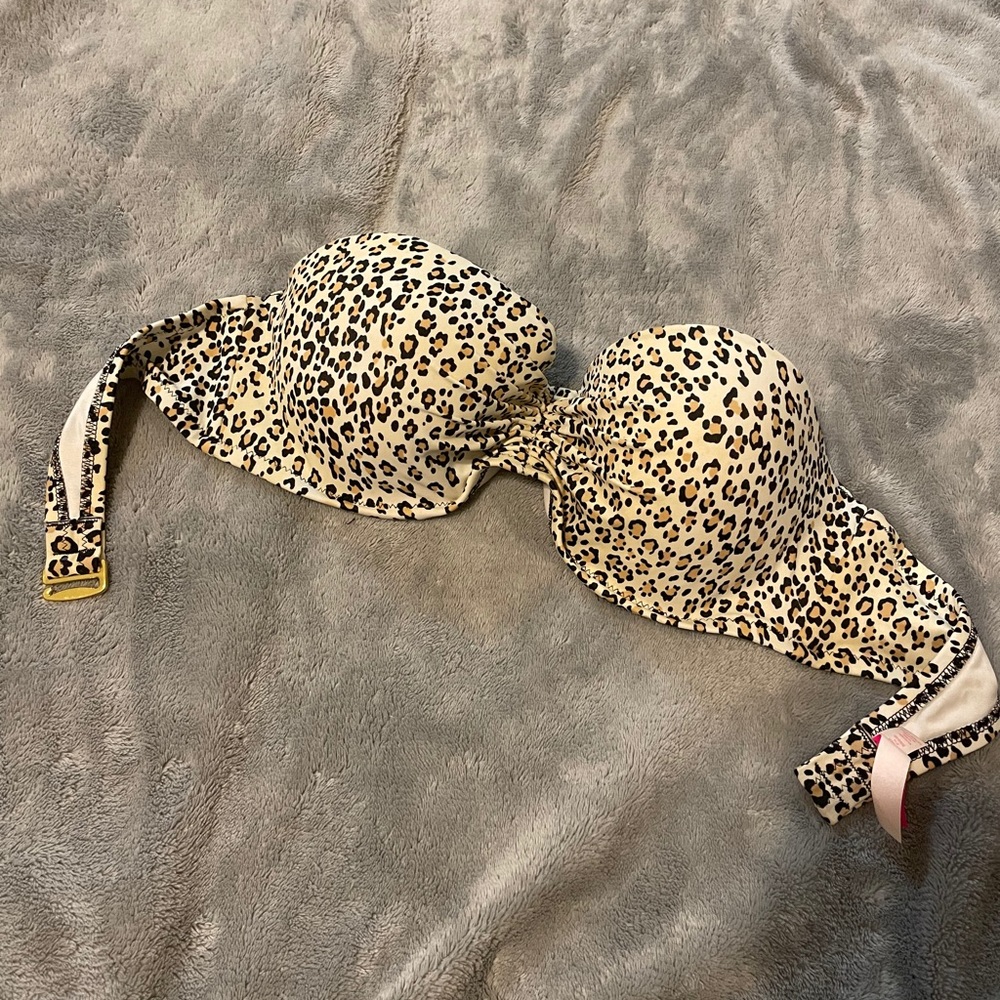 Victoria’s Secret bathing suit top